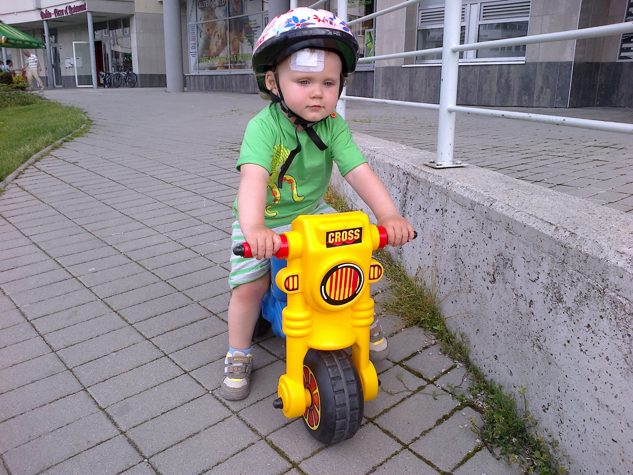 2013-06-09-747